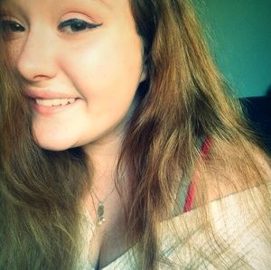 Meet your Posher, Alyssa